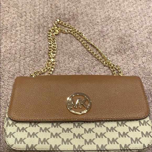 Michael Kors Handbags - Michael Kors handbag